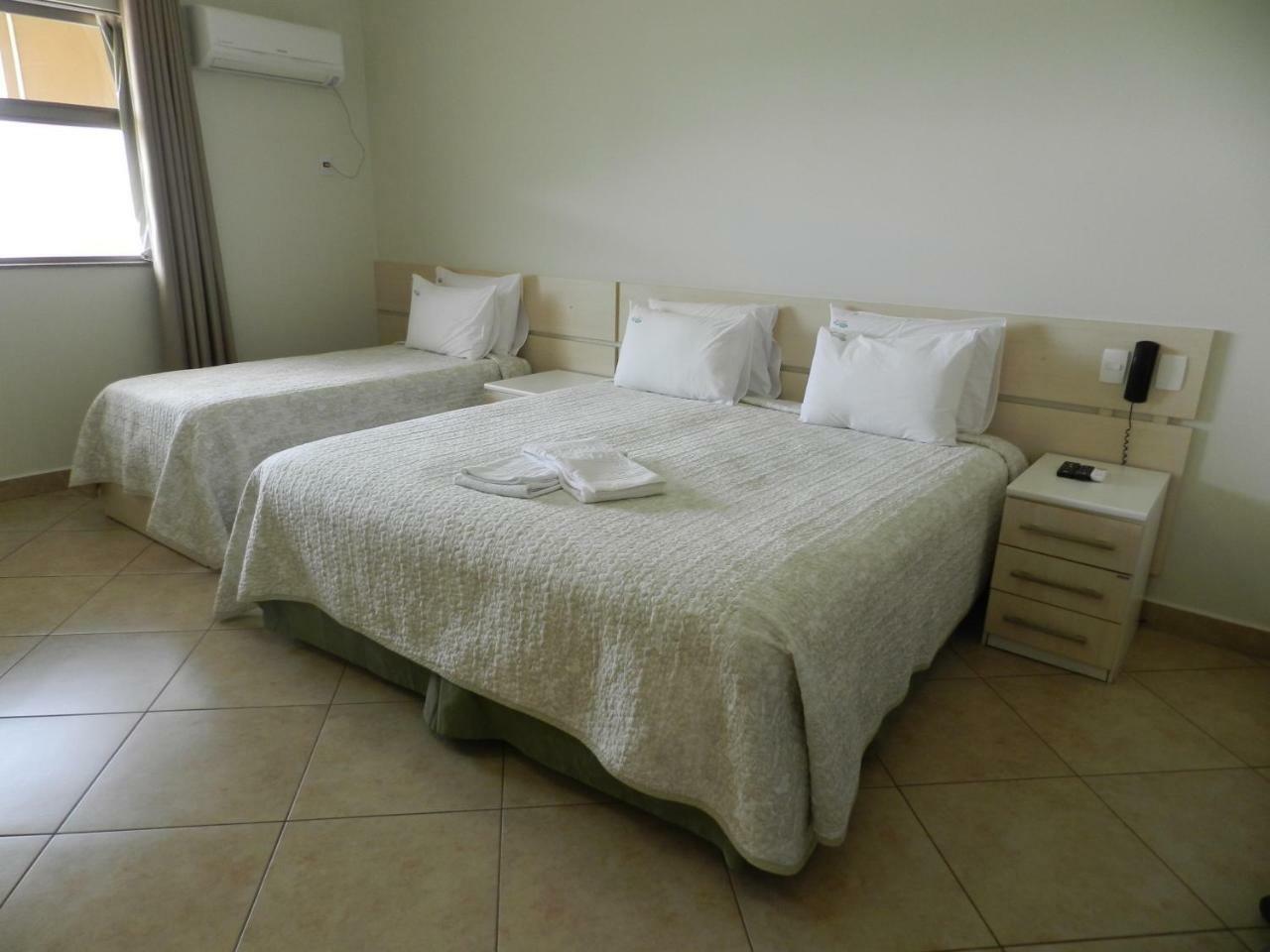 Holambra Garden Hotel المظهر الخارجي الصورة A hotel room in Brazil